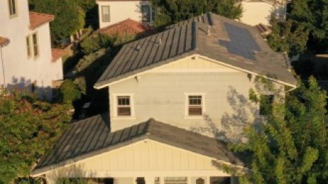 Милиардери подкрепят стартъп, който позволява на всеки да е собственик на имот