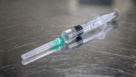 Изследване помрачава прогнозите за намиране на ефективна ваксина срещу COVID-19
