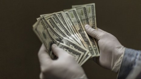 Кризата е идеалното време за повишаване на заплатите