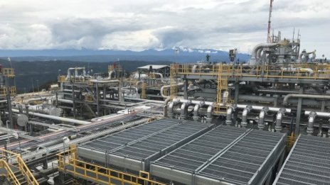 Ниските цени на петрола свиха приходите на Exxon Mobil