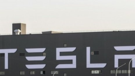Джийн Мънстър: Тази година Tesla ще продаде 500 хил. автомобила