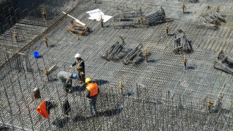 Масовите жилища поскъпват, а инвеститори планират да строят все повече сгради*