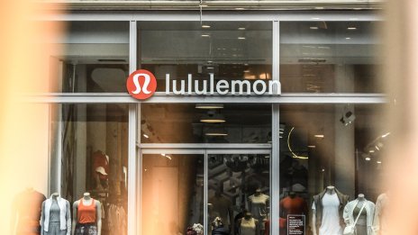 Lululemon иска да продаде бизнеса Mirror, който купи прз 2020 г.