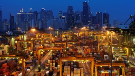 Търговският дефицит на САЩ с Китай достигна рекорден размер