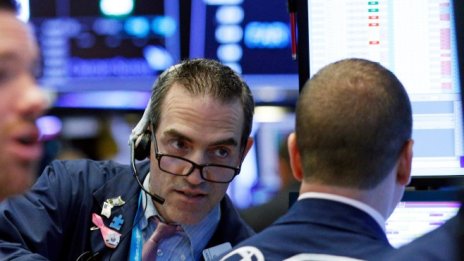 Притесненията на търговския фронт не можаха да попречат на Dow да отбележи нов рекорд