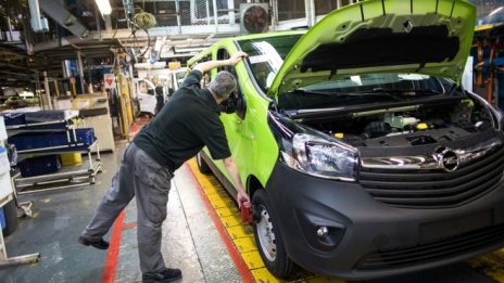 Stellantis съкращава временно производството в завода си в Лутън заради COVID