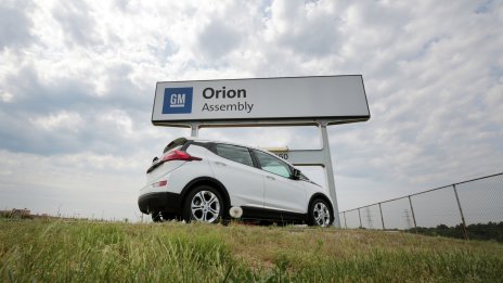 Продажбите на GM скачат с 24% на фона на по-голяма наличност на чипове