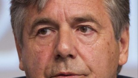 Йозеф Акерман: Кризата може да погуби слабите банки