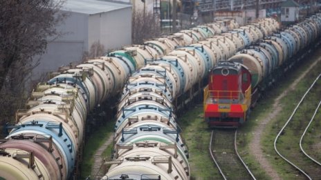 Петролът сложи край на най-дългата серия от спадове на цената от 2018 г.*