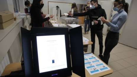 Политолози: Всичко е в ръцете на ИТН, вървим към предсрочни избори