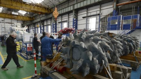 Британската производствена активност бележи изненадващ ръст