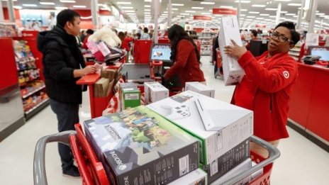Празничното пазаруване завиши прогнозите на Target за 2019 г.