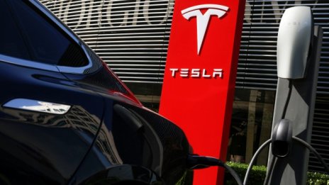 Колите на Tesla ше се продават все по-близо до България