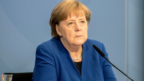 Меркел: COVID-19 не бива да спира климатичните инвестиции на богатите страни