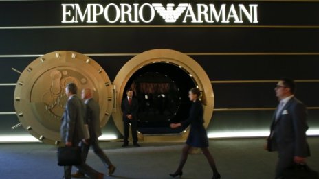 Giorgio Armani се похвали с 16% ръст на приходите за 2014 г.