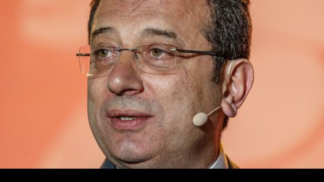 X блокира акаунта на арестувания кмет на Истанбул Екрем Имамоглу