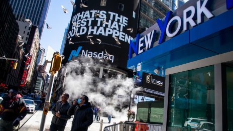 Dow започва новата седмица с оптимистичeн ръст от над 500 пункта*