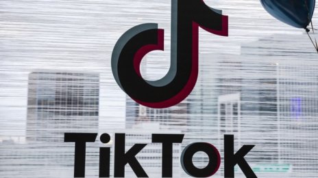 TikTok застава в центъра на дългогодишната битка между Snap и Facebook