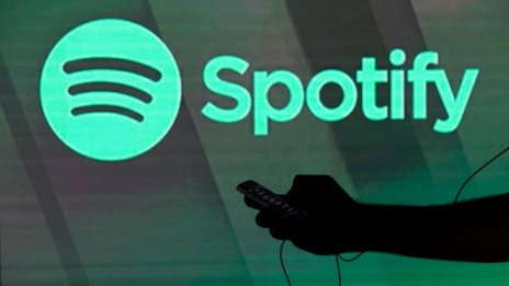 Подкастът на Джо Роугън влиза ексклузивно в Spotify