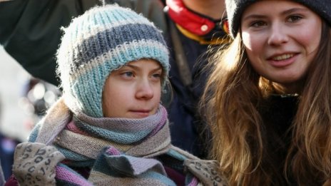 Грета Тунберг иска да запази марката Fridays for Future