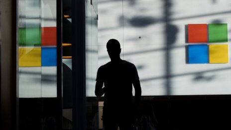 Облакът и Office изстреляха Microsoft в нови висини