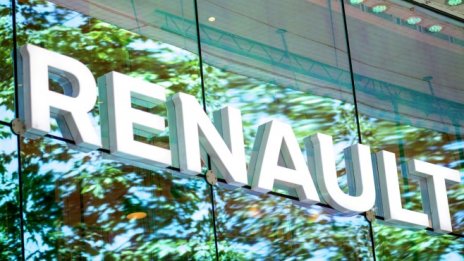Как Renault иска да оптимира работния си процес? 
