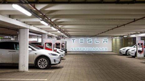 Норвежки регулатор разследва Tesla заради проблеми с окачването
