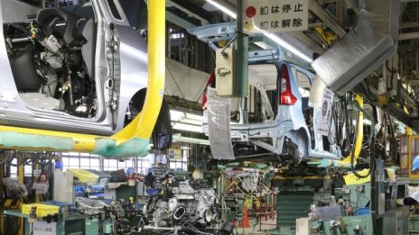 Toyota отново понижи производствените си цели за май заради нарушените доставки