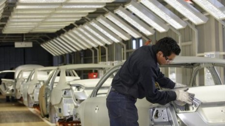 Германската атака на пазара на автомобили в Европа набира скорост