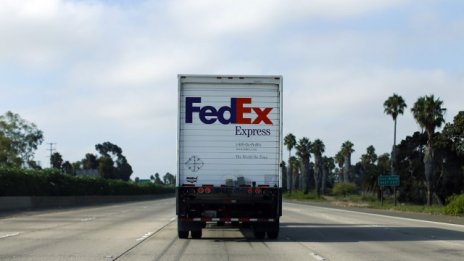 FedEx отново отчете по-ниска печалба от очакванията