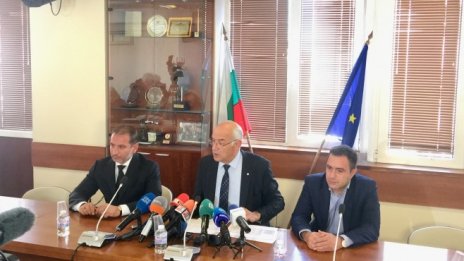 Ив. Иванов: Парното и токът няма да поскъпват до края на отоплителния сезон