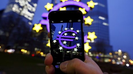 ЕЦБ вече притежава облигации на стойност близо 1 трлн. евро