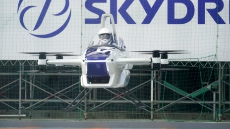 Япония започва да подготвя регулаторно почвата за летящите коли до 2025 г.
