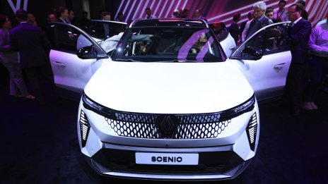 Renault финализира сделката за прехвърляне на 28% от акциите на Nissan в тръст