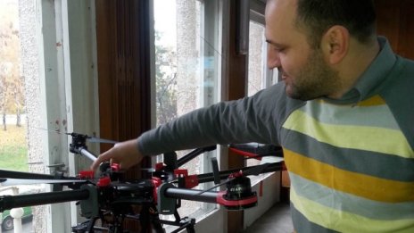 Български учени ще наблюдават с дронове промените в околната среда