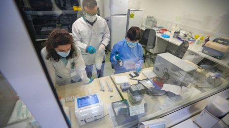 Кабинетът предлага на НС да одобри участието ни в европоръчки за медицински изделия