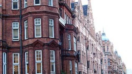 Милионерите също се нуждаят от любов