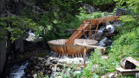 Кой тича с биоразградими маратонки?