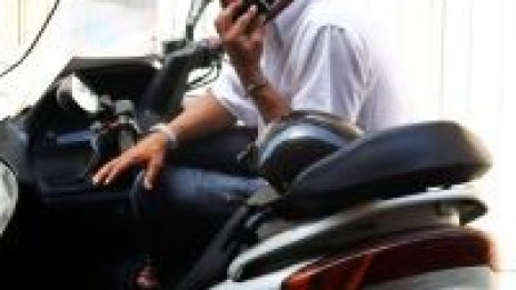 Роумингът в ЕС поевтинява до вътрешен разговор през 2015 г.