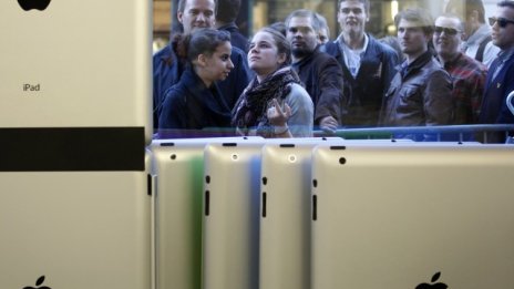 Кой купува таблета iPad? 
