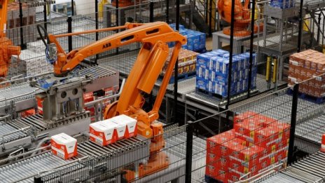 Заводските поръчки в Германия се възстановяват повече от очакваното