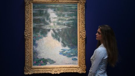 Активисти инвеститори тласкат японска компания към продажби на Моне и Реноар