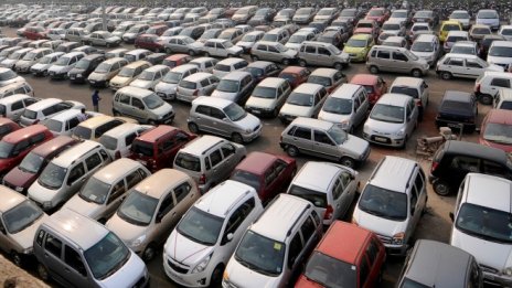 САЩ планират да отложат налагането на мита върху вноса на автомобили