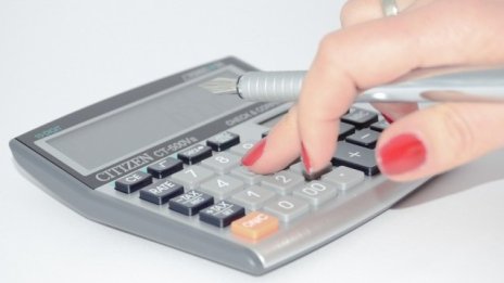 Средният осигурителен доход се вдигна до 976,24 лева през март