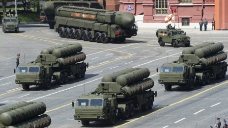 Защо България не може да даде оръжие в помощ на Украйна?