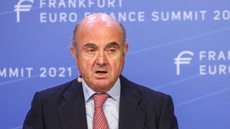 Де Гиндос за борбата с инфлацията: Всички опции са на масата