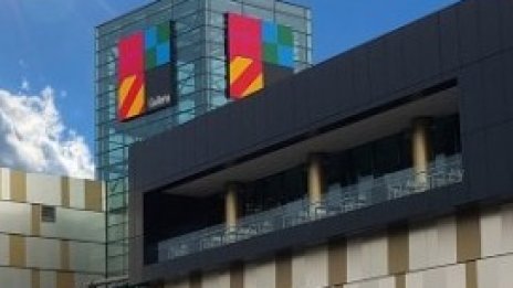 Моловете "Галерия" в Бургас и Стара Загора носят 8 млн. евро на собственика си