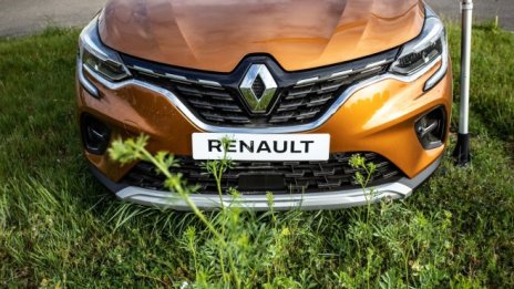 Финализираната сделка за финансова помощ окрили акциите на Renault 