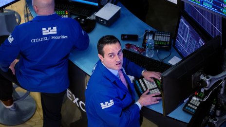 Щатските индекси се върнаха към растеж преди финалната сесия за 2022 г.