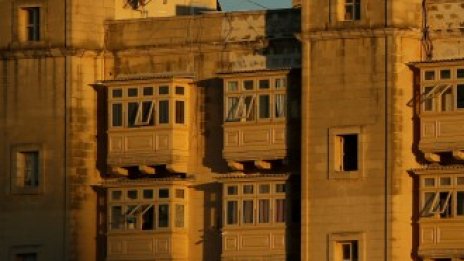 Чуждестранни купувачи нажежават жилищния пазар в Малта